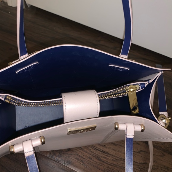 Kate spade cross body tote - Picture 2 of 7